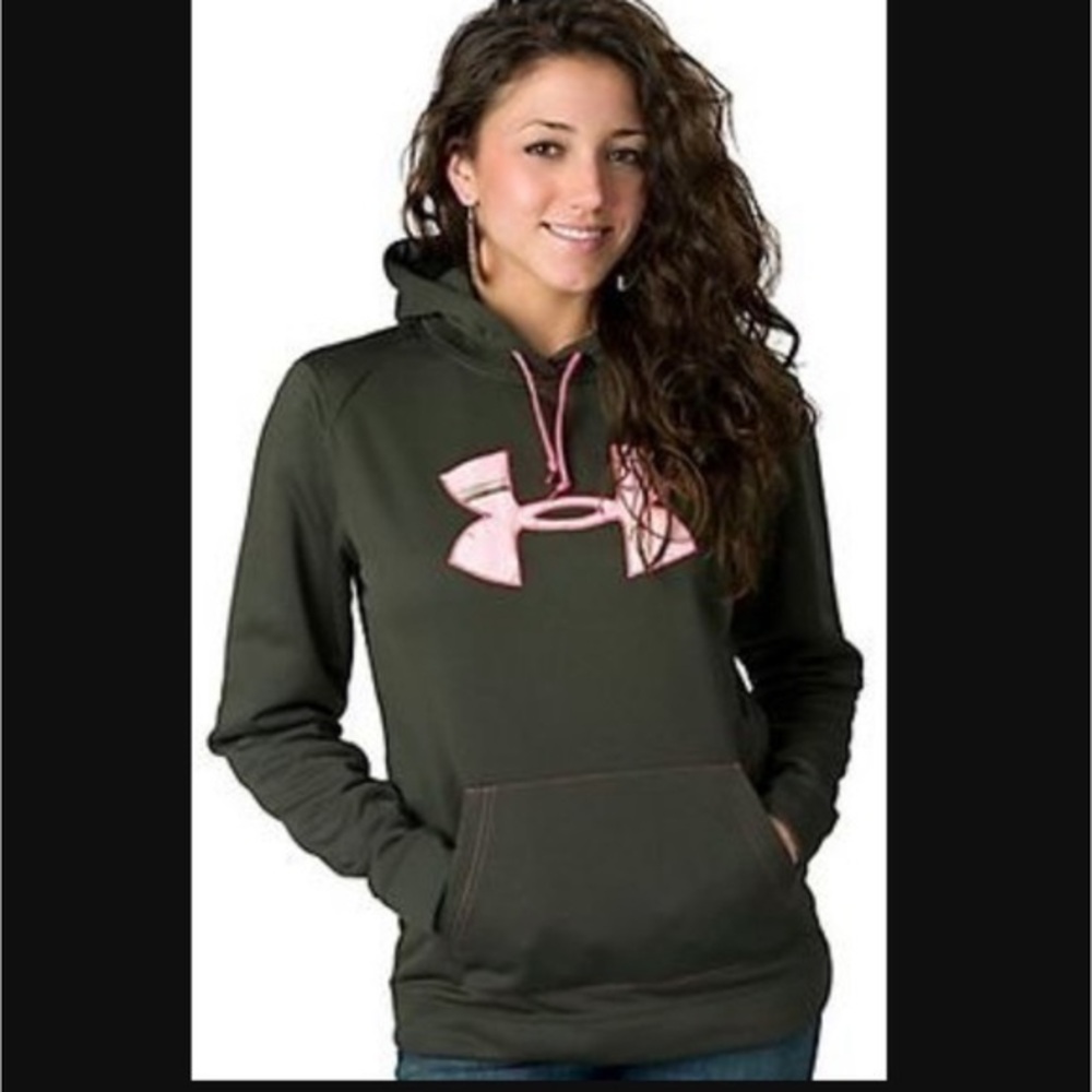 Camo Under Armour hoodie size M